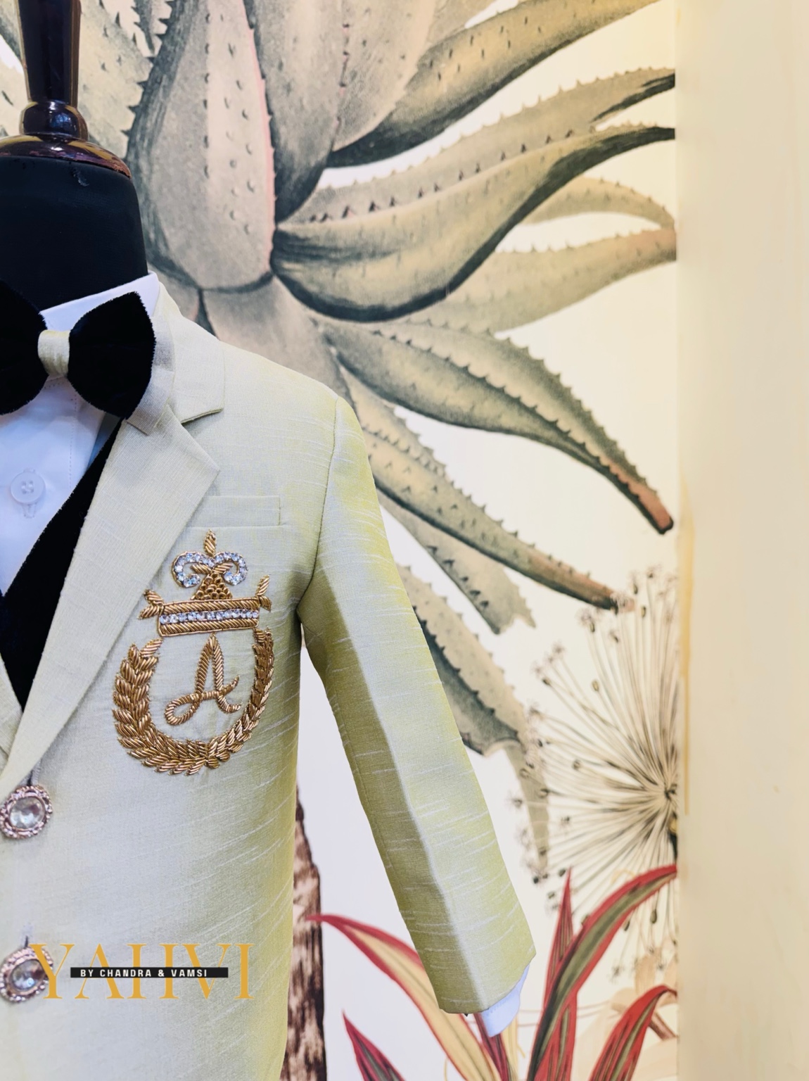 Royal Cub 5-Piece Suit Set with Embroidered Waistcoat - Image 7