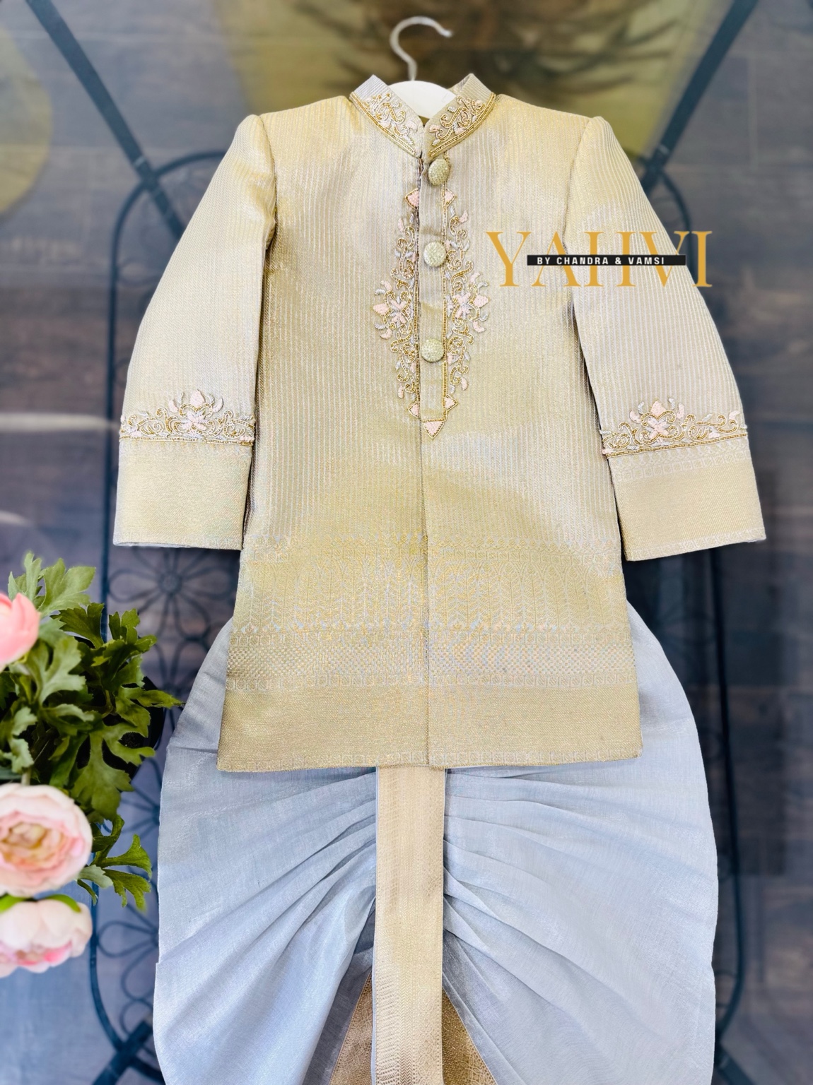 Classic Ivory Zari Embroidered Ethnic Ensemble - Image 3