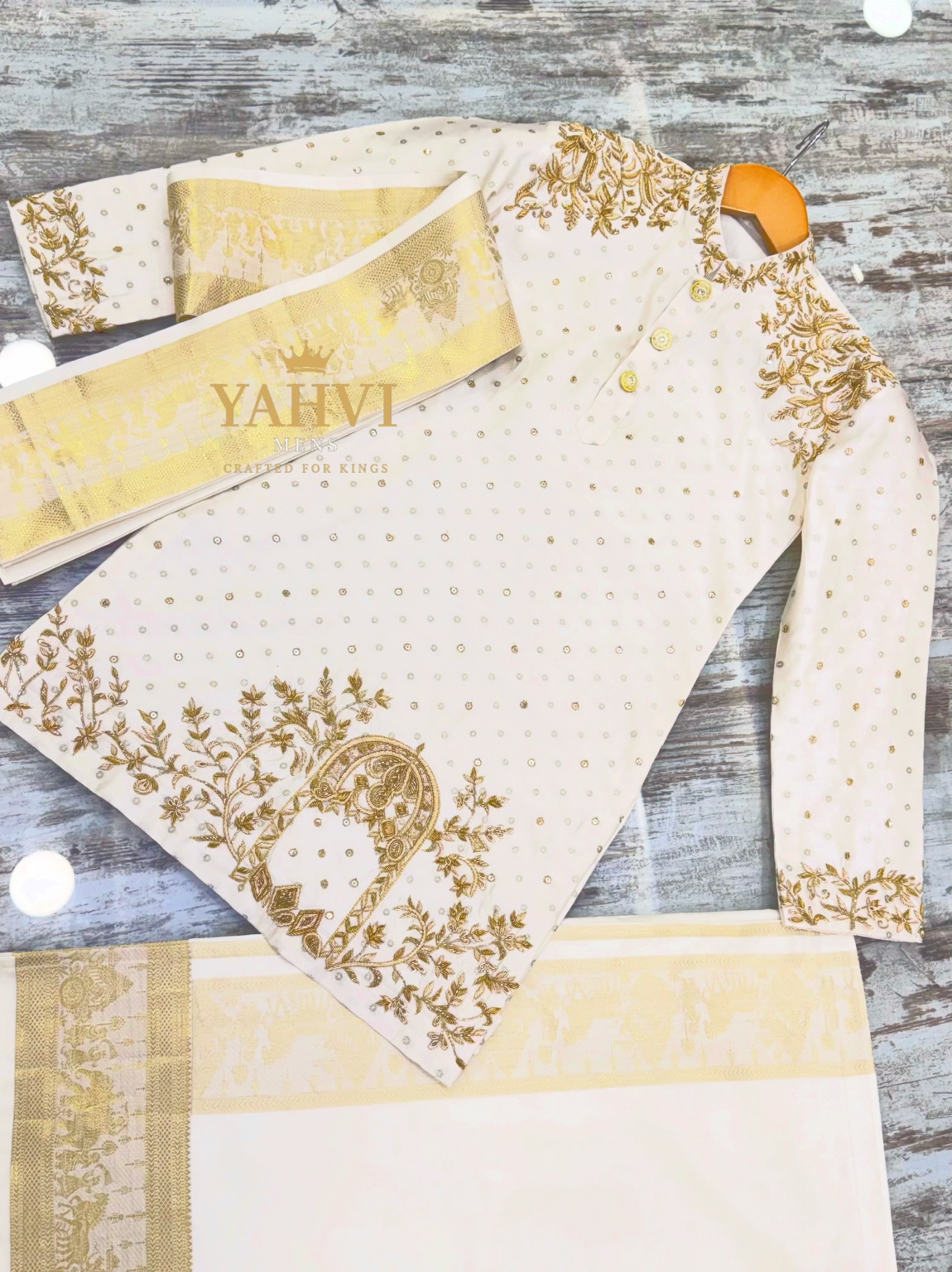 Ivory Hand-Embroidered Pattu Kurta, Vesti & Kanduva Set - Image 2