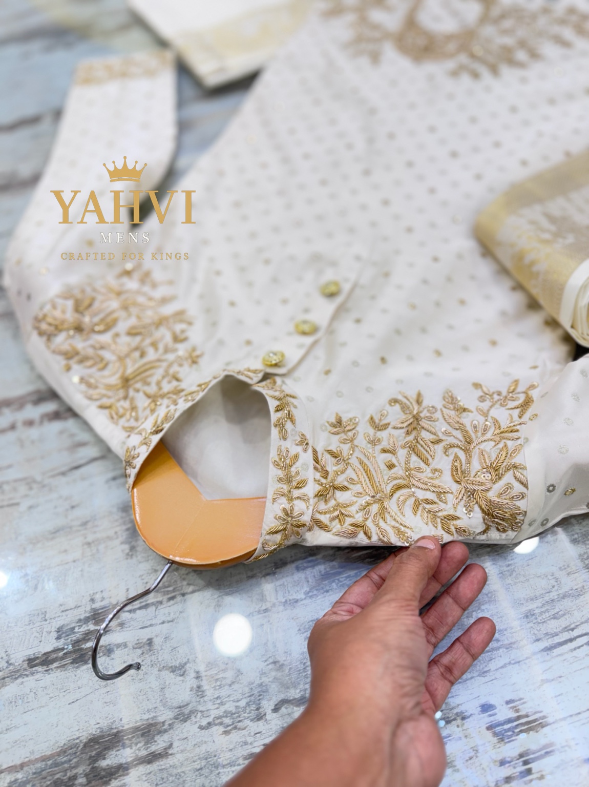 Ivory Hand-Embroidered Pattu Kurta, Vesti & Kanduva Set - Image 4