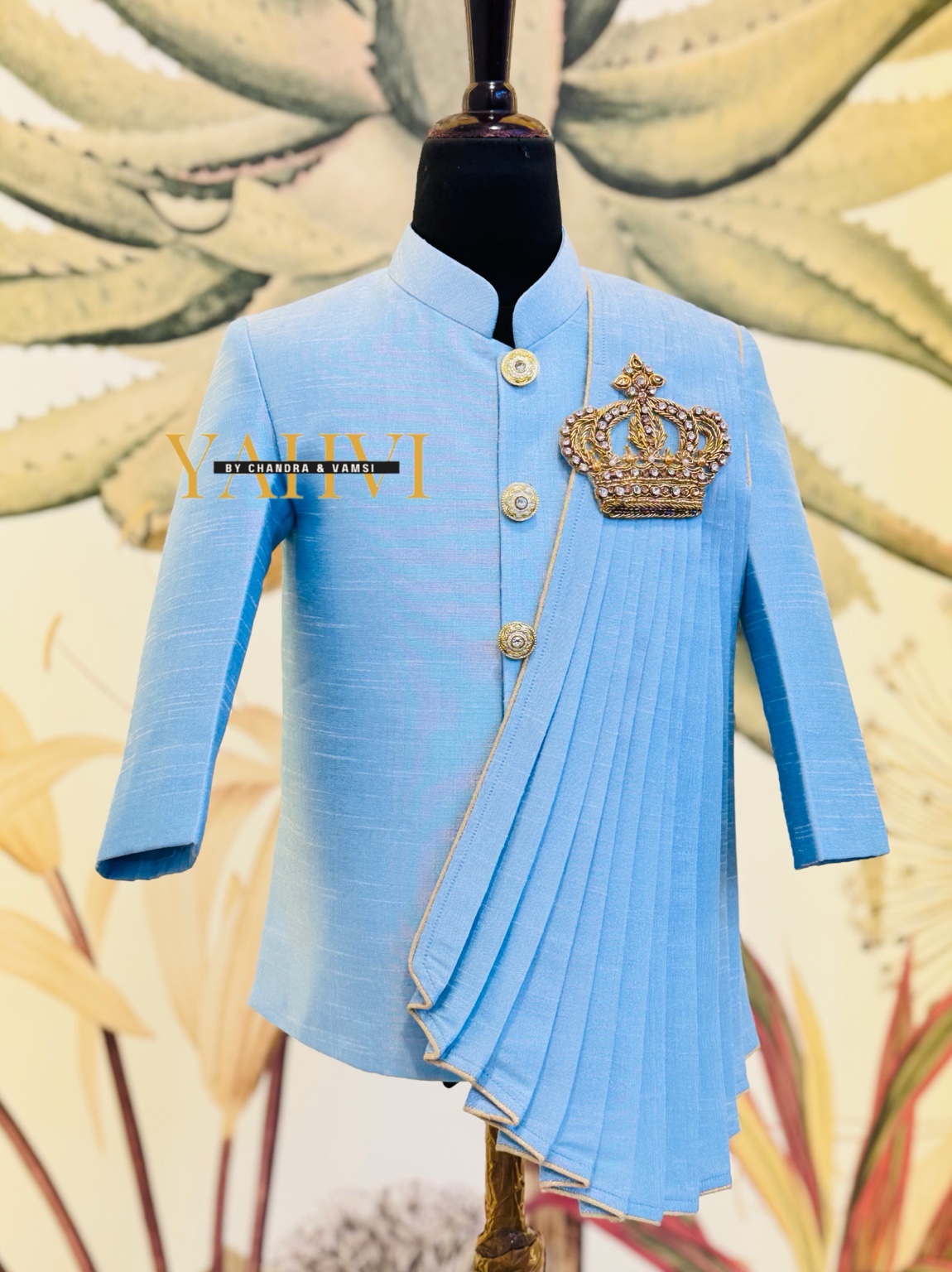 Royal Crown Draped Prince Short Sherwani - Image 2