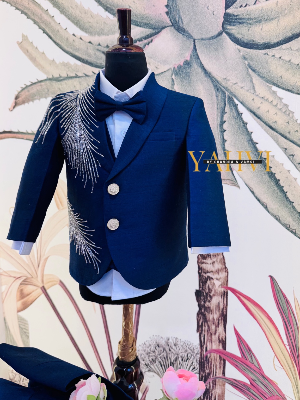 Midnight Radiance Five-Piece Suit - Image 6